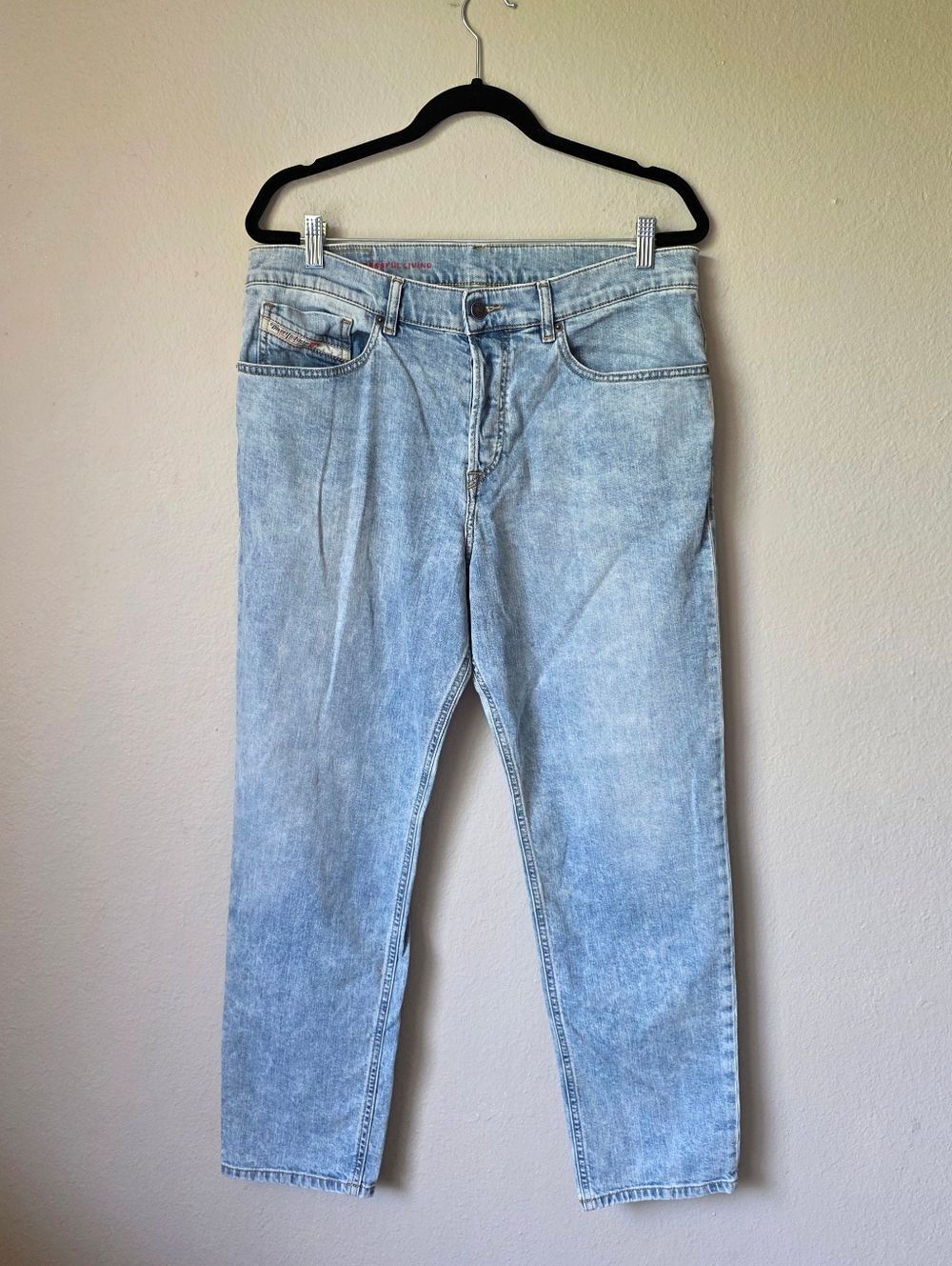 Mens Diesel Industries Light Wash Jeans Size 33